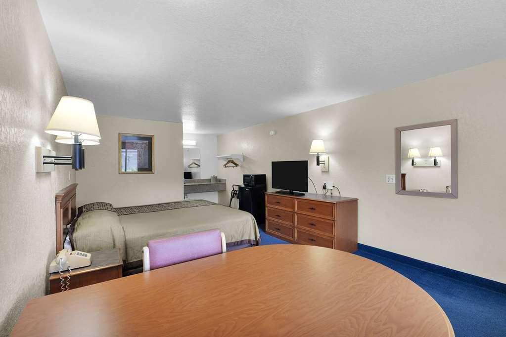 Knights Inn Jacksonville At Dix Ellis Trail Quarto foto